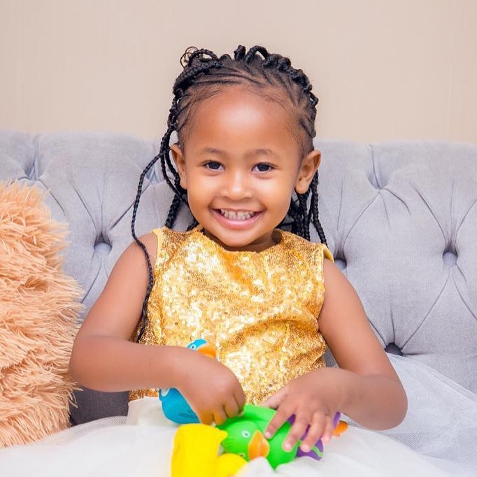 Singer Size 8 stuns with daughter in new beautiful photos, DJ Mo