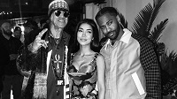 Is Jhene Aiko's Album Chilombo Showing Her Growth? – The Queen Sessions