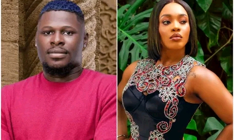 BBNaija 2021 Married Man Niyi Caught On Camera Admiring The