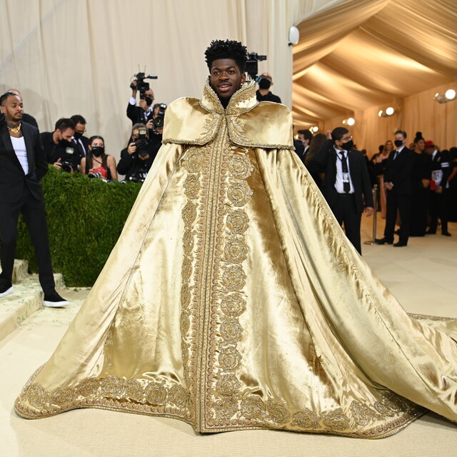 20 Selected MetGala Looks With a Buzz!