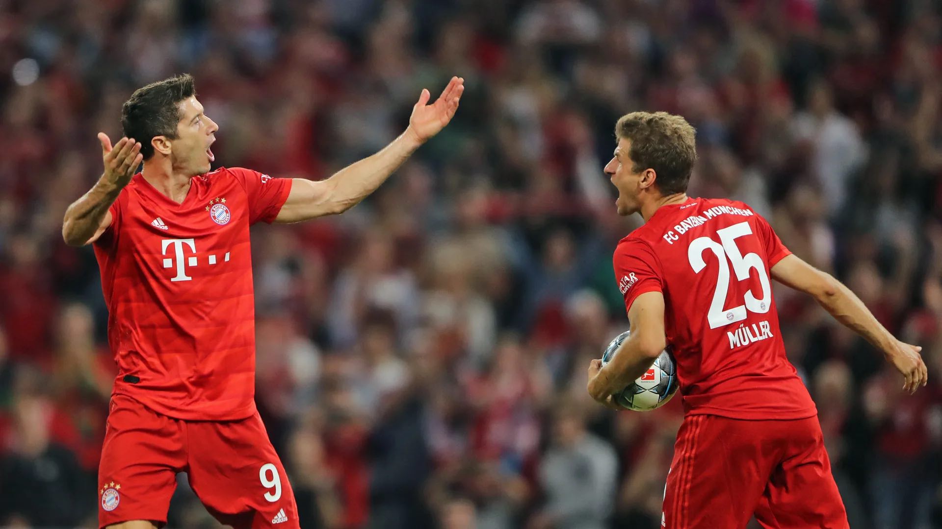 Lewandowski Scores Twice As Bayern Beats Barcelona | Boombuzz