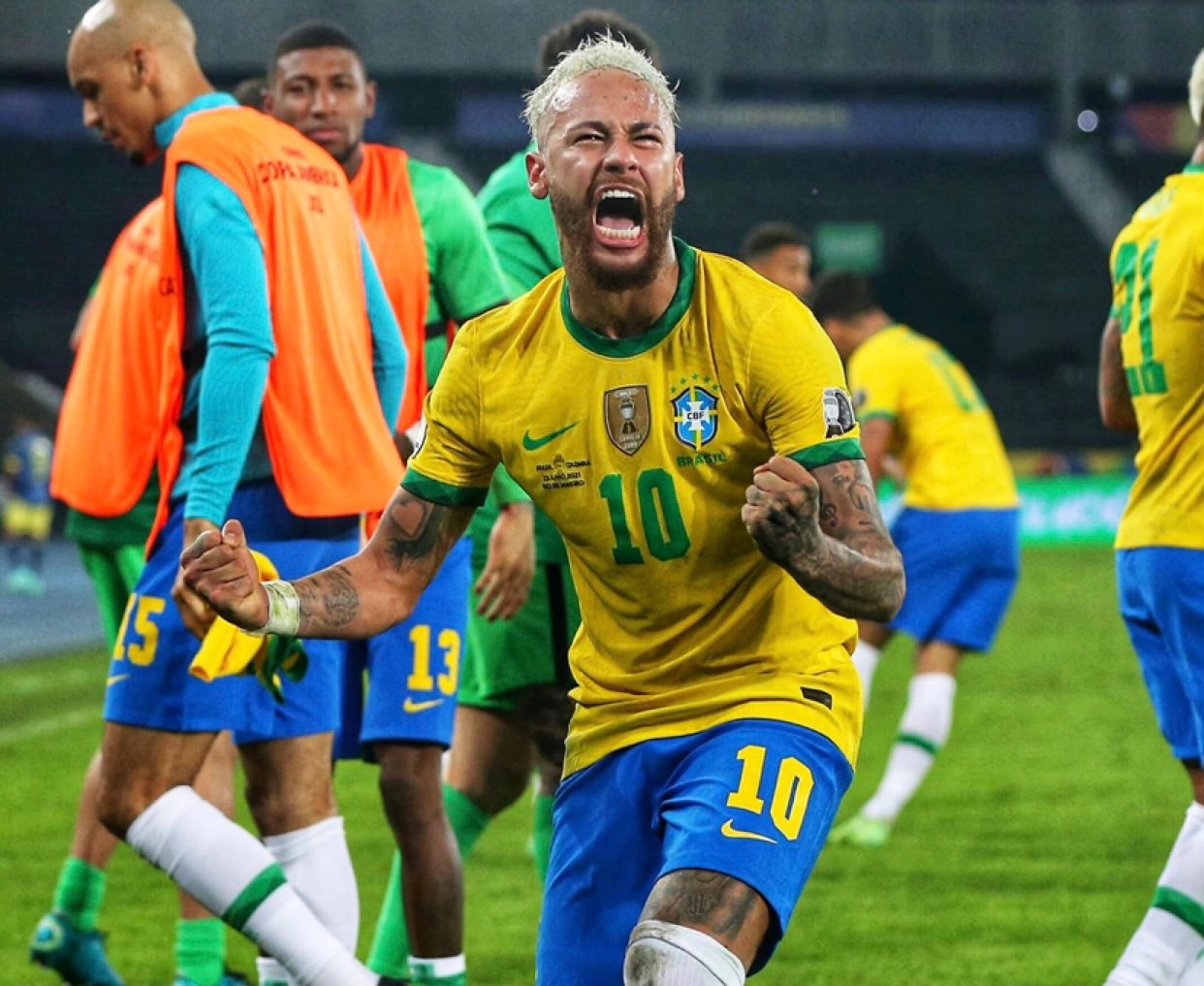 Is Neymar as good as Pele in Brazil?