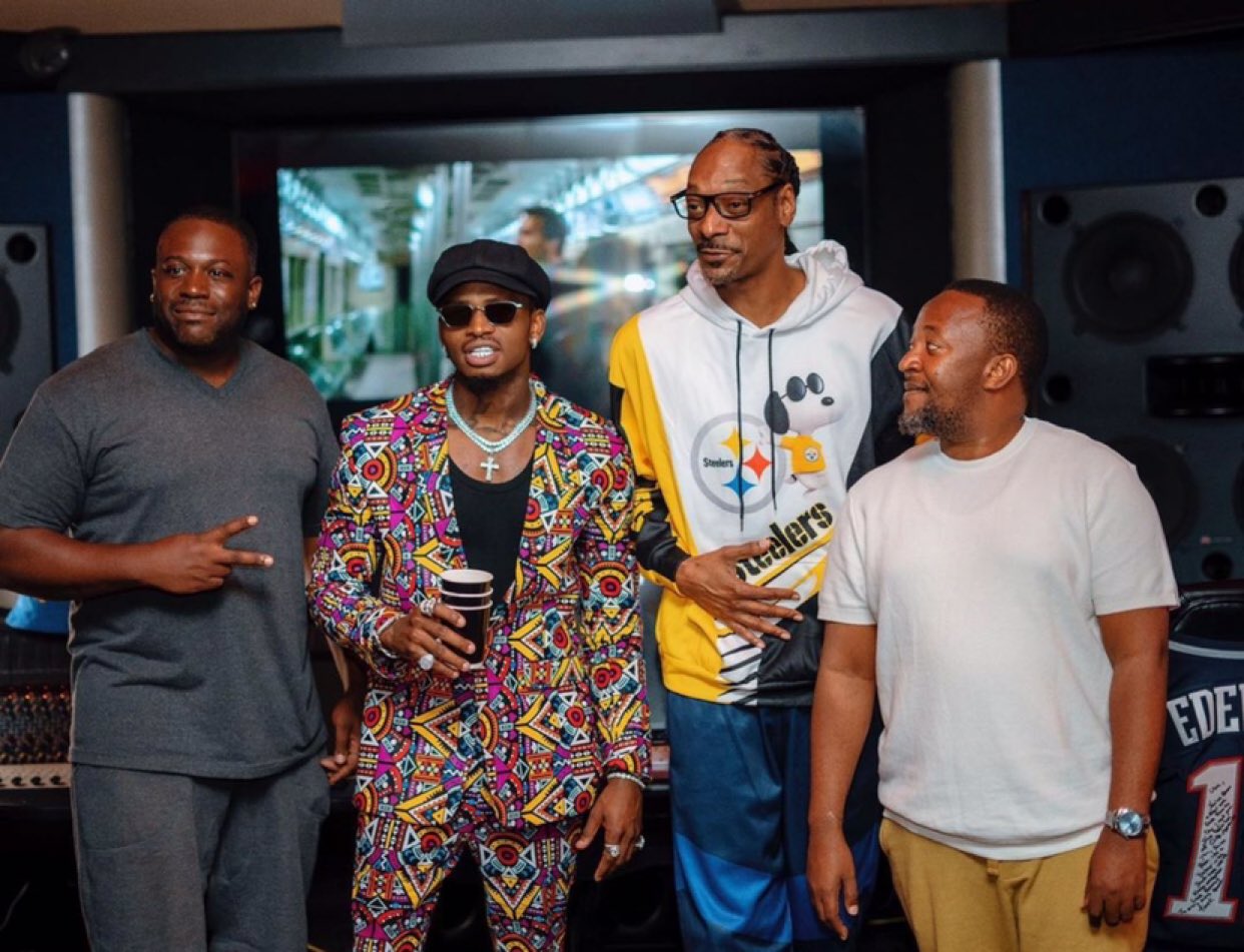 Diamond Platnumz Meets Rapper Snoop Dogg And Calls Him ‘King’