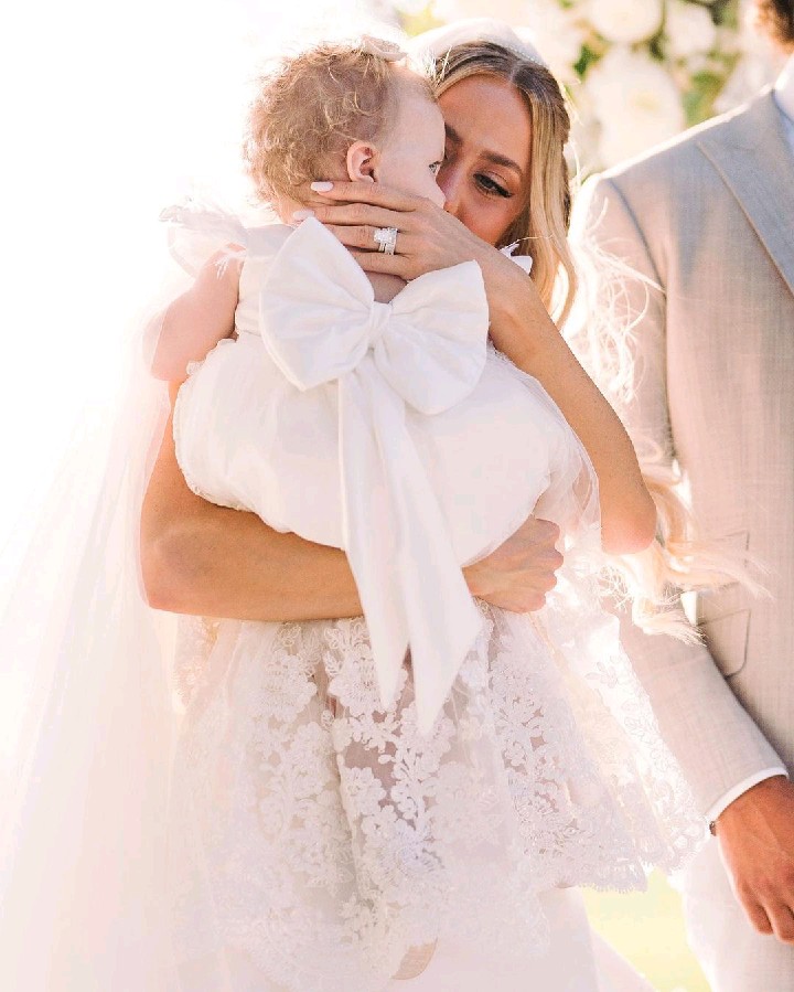 Brittany Matthews' Daughter Helps Her Find Wedding Dress: Photo