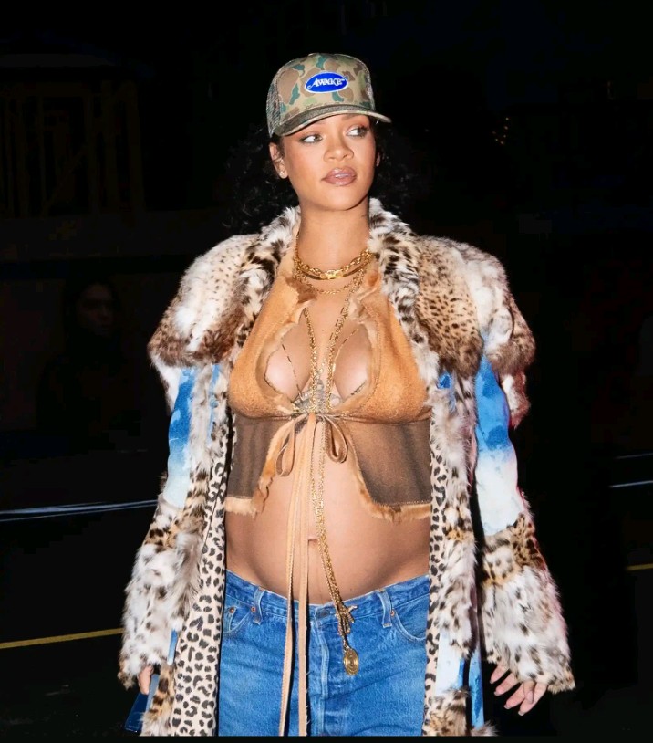 Rihanna plans ‘birthing suite’ in Barbados for baby’s arrival