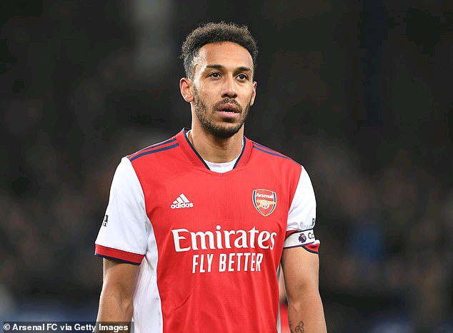 Martin Keown expects Aubameyang to be stripped of the Arsenal captaincy