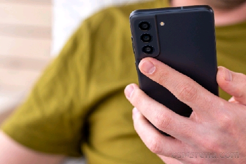 Samsung Galaxy S21 FE 5G review: Design, build quality, handling.