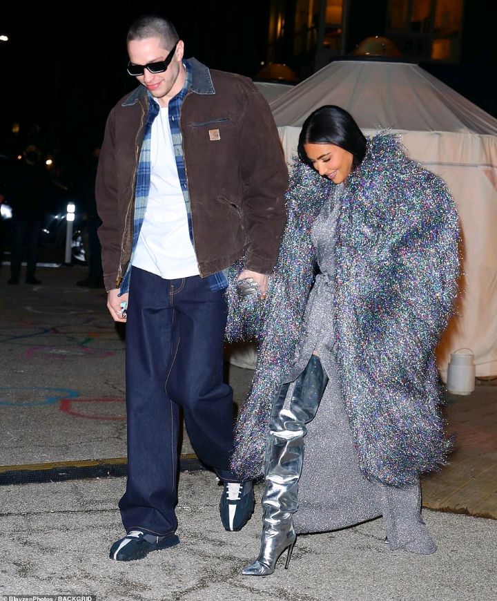 pete davidson baggy jeans