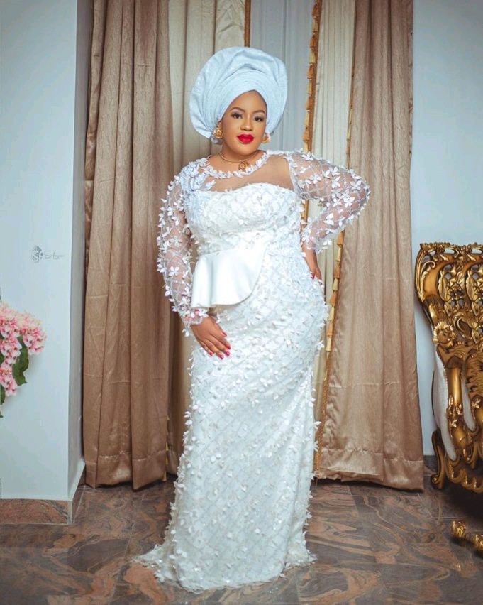 Latest aso ebi hot sale styles for wedding