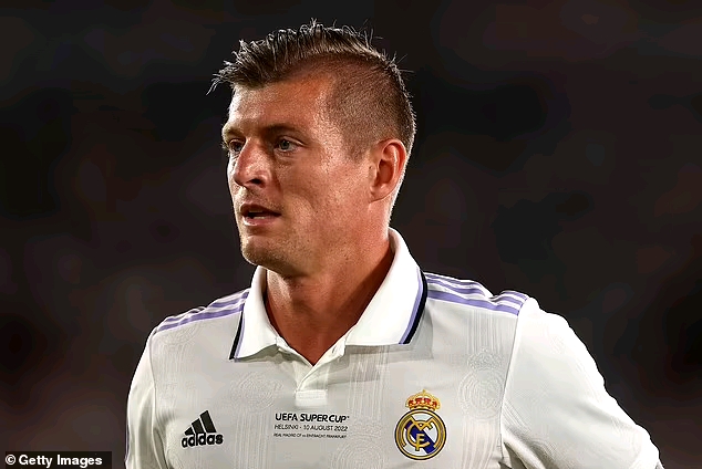 Pep Guardiola 'is desperate to bring Toni Kroos to Manchester City on a free transfer next summer' w