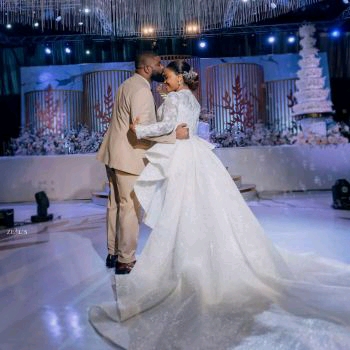 Mercy Chinwo & Hubby Get Married in Church, See Wedding Photos!