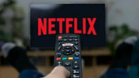 TOP NETFLIX SHOWS BY VIEWING TIME
