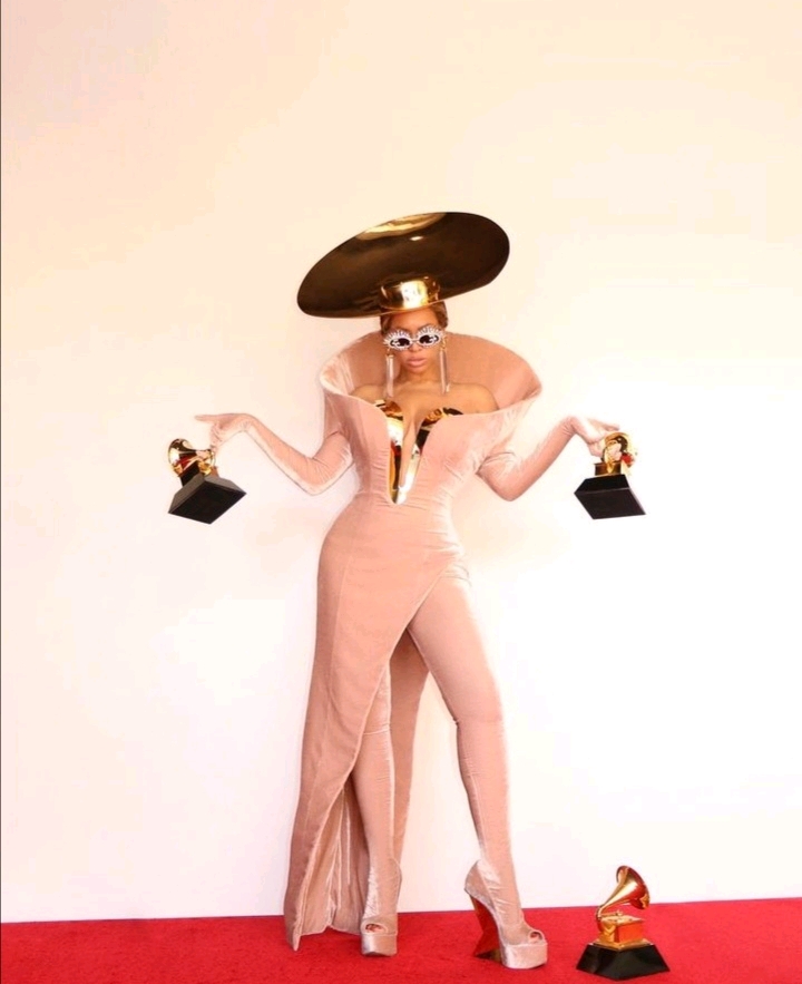 Congratulations Beyoncé As She Breaks The Record For The Most Grammys Worn By A Single Artist 