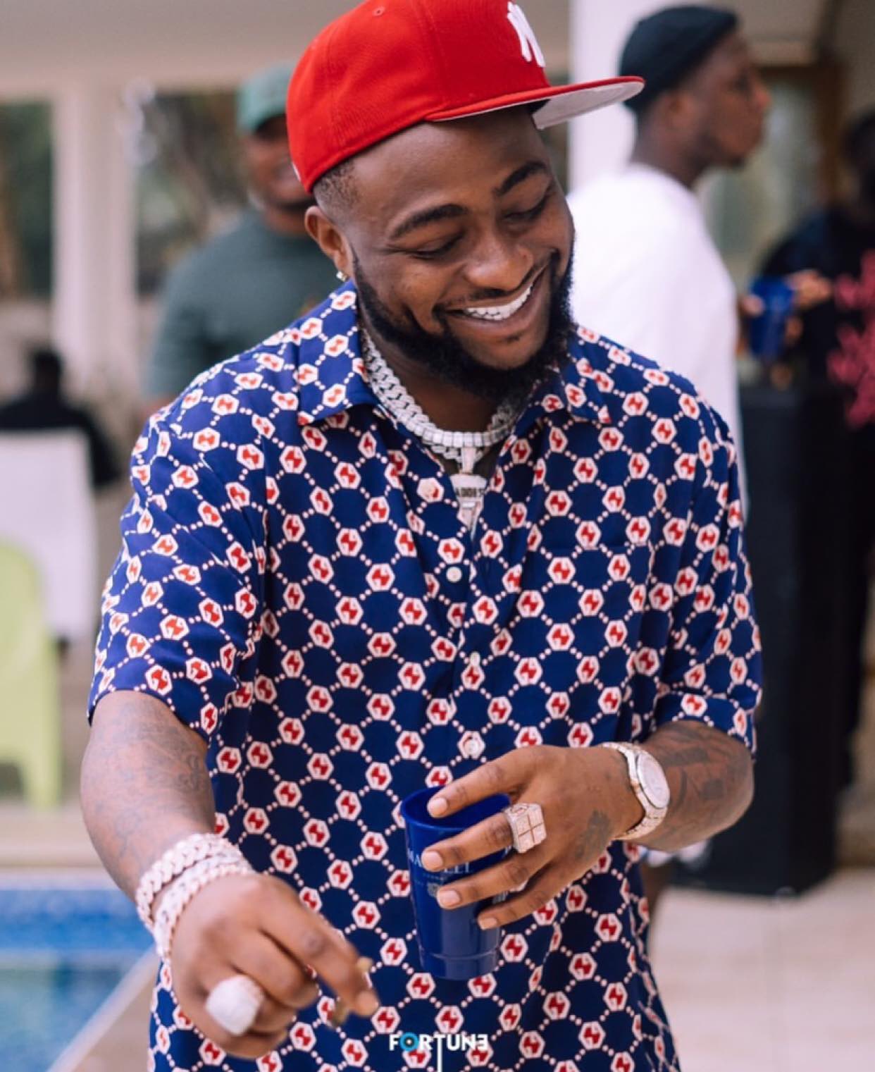 Did You See Davido Perform An Impromptu Concerts For Children At The Beach?