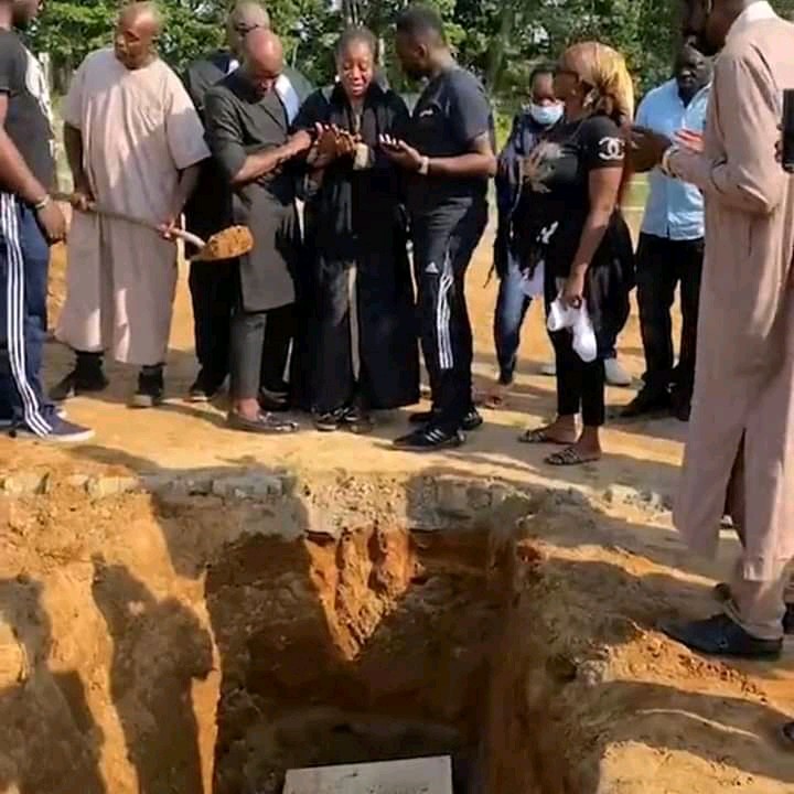 SOUND SULTAN!! Why Was He Buried In The United States & Not In Nigeria?