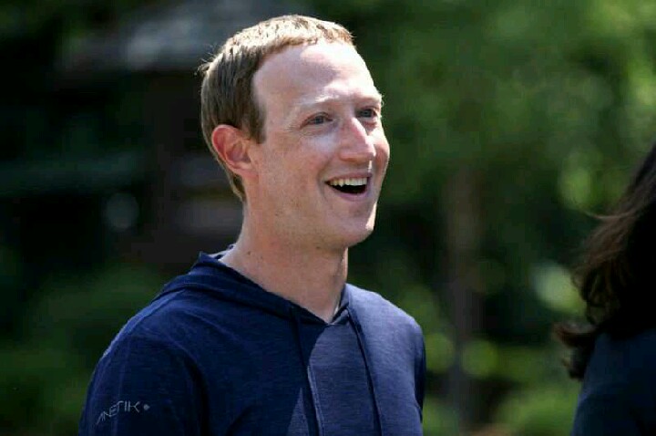 Mark Zuckerberg has laid out his vision to transform Facebook from a social media network. 