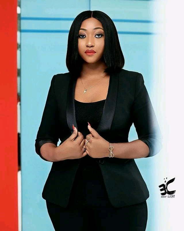 Boss Lady! Anita Akuffo teaches us how to look stylish in suit sets this season