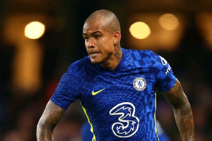 Chelsea agree to loan out Kenedy to Flamengo with £8m permanent transfer option for outcast