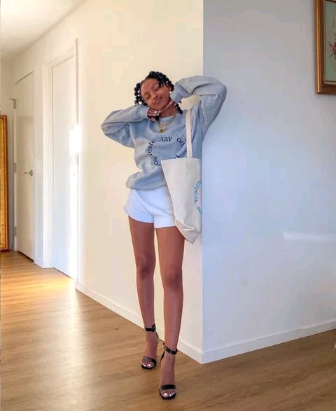 Oversized shirt and biker shorts  Comfy outfits, Outfits, Weekend outfit