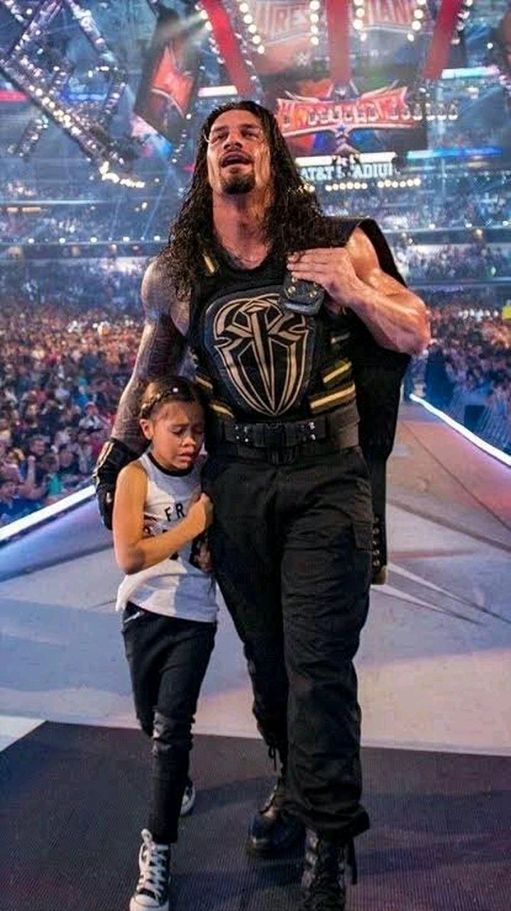 Roman Reigns And Family