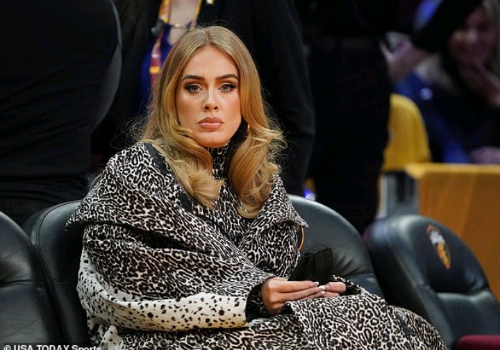 Adele and boyfriend Rich Paul look cozy courtside at NBA game