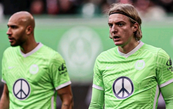 Wolfsburg replace shirt sponsor logo Volkswagen to Peace sign just to show support for Ukraine 