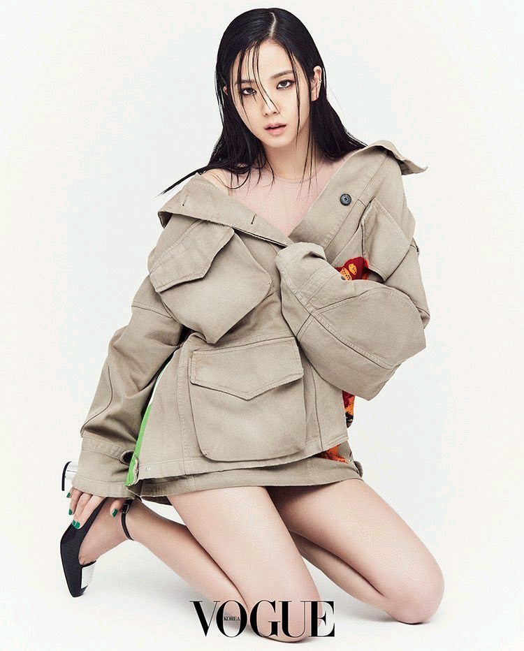 BLACKPINK’s Jisoo in Professional Models Vogue and Harper's Bazaar Editorials.