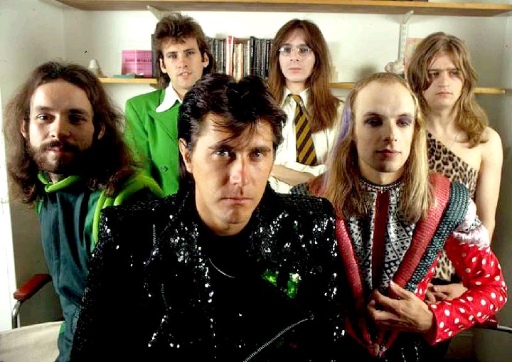 Watch Roxy Music Perform "Avalon" at the 2019 Rock and Roll Hall of Fame Induction Ceremony.