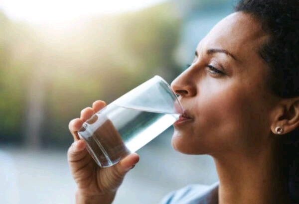 4 Health Benefits Of Drinking Hot Water