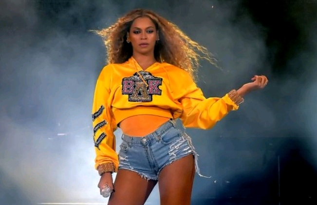 BEYONCÉ REPORTEDLY VETTING ARTISTS AND PRODUCERS ON “RENAISSANCE” ALBUM FOR &apos;METOO ALLEGATIONS