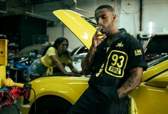 VIC MENSA LAUNCHES ’93 BOYZ,’ FIRST BLACK-OWNED CANNABIS COMPANY IN ILLINOIS