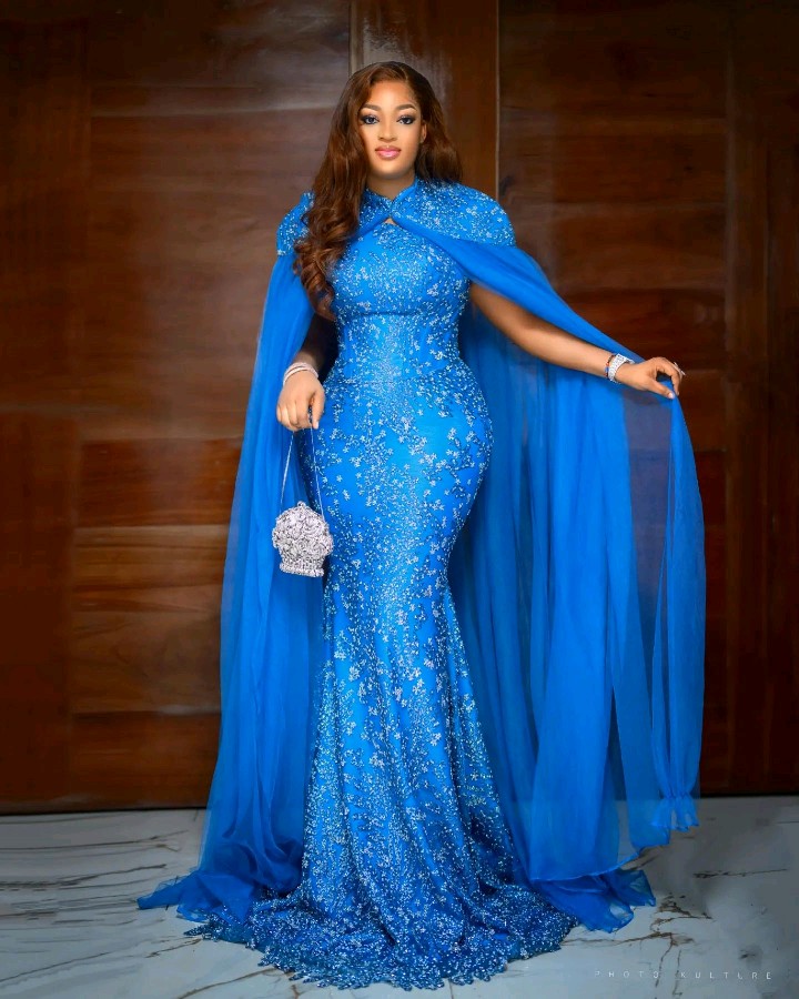 Aso-Ebi Style View : Captivating Styles Collection You Should Try Out