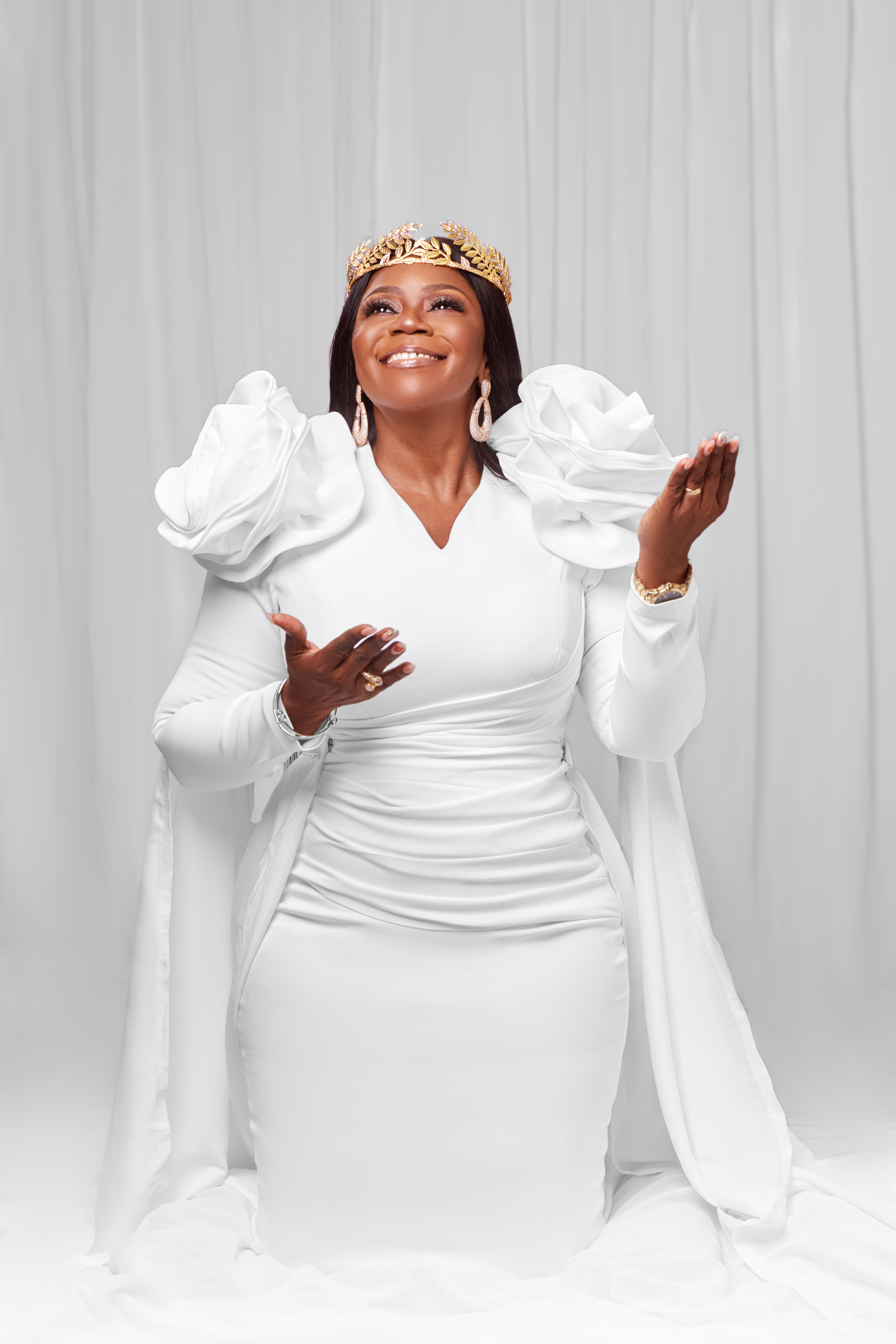 Piesie Esther Features Favorite Gospel Stars On  “Wayɛ Meyie” All Stars Rendition