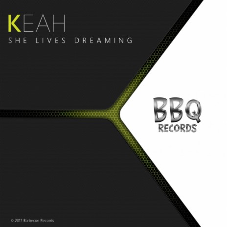 She Lives Dreaming (Original Mix)