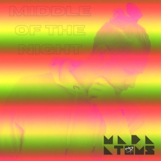 Middle of the Night lyrics | Boomplay Music