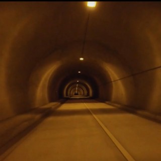 Tunnel 75