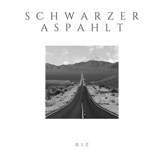 Schwarzer Asphalt