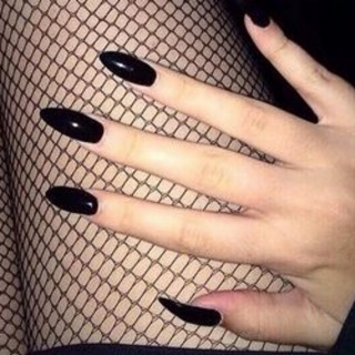 Black Nails