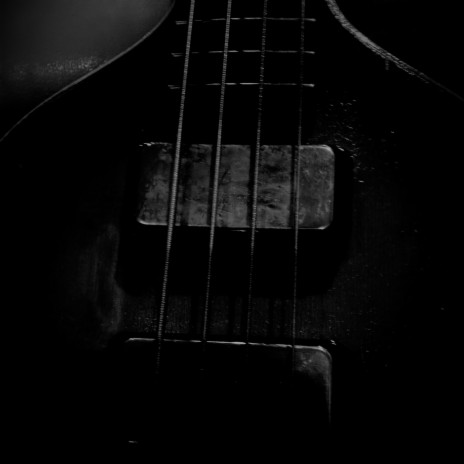 Bass Solo (Tapping)