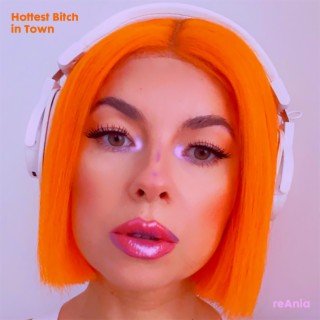 Hottest Bitch in Town lyrics | Boomplay Music