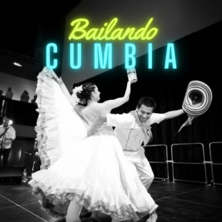 Bailando Cumbia