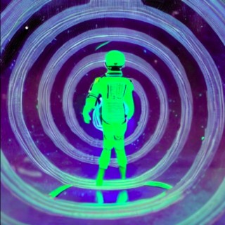 Space Man Walking | Boomplay Music