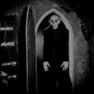 Psst, Pass the Popcorn: Horror Movie Roulette: Nosferatu