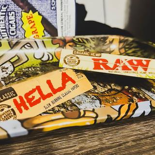 HELLA RAW lyrics | Boomplay Music