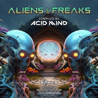 Aliens & Freaks