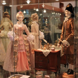 Dolls (Porcelain Dolls)