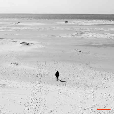 Traces dans le sable | Boomplay Music