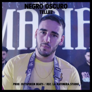 Negro oscuro