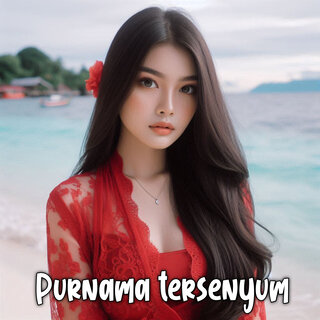 Purnama Tersenyum