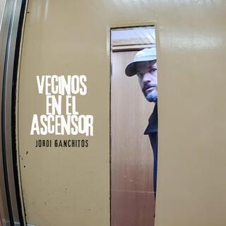 Vecinos en el ascensor